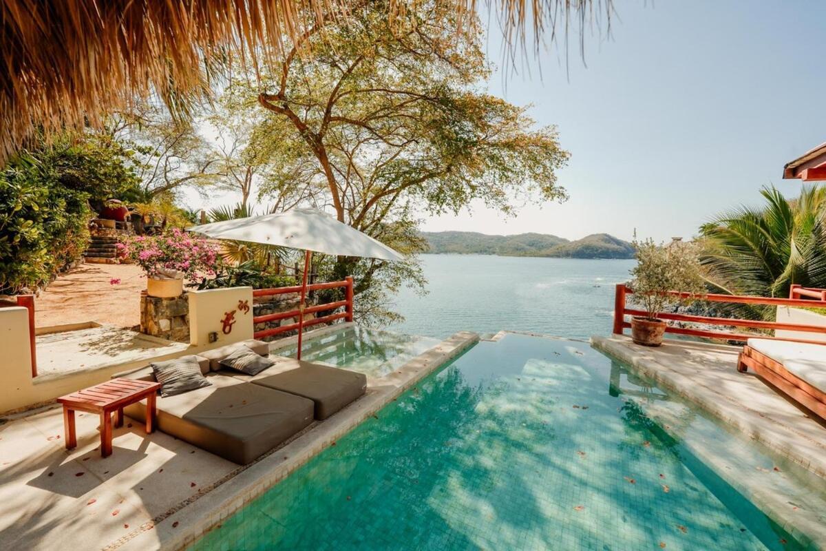 Dream Villa With Private Beach And Catering Сиуатанехо Экстерьер фото